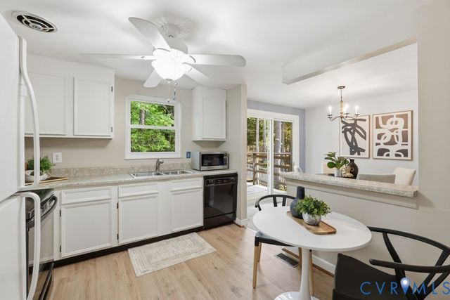 10600 White Rabbit Rd, Midlothian, VA 23235