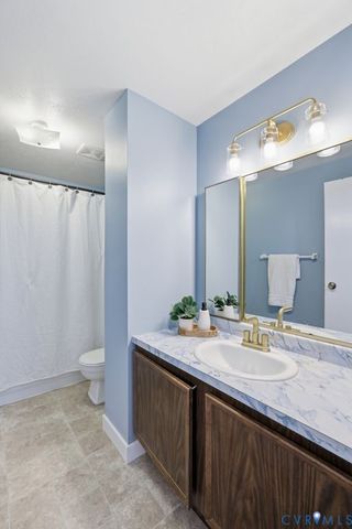 10600 White Rabbit Rd, Midlothian, VA 23235