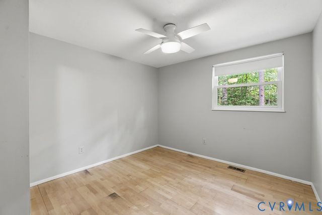 10600 White Rabbit Rd, Midlothian, VA 23235
