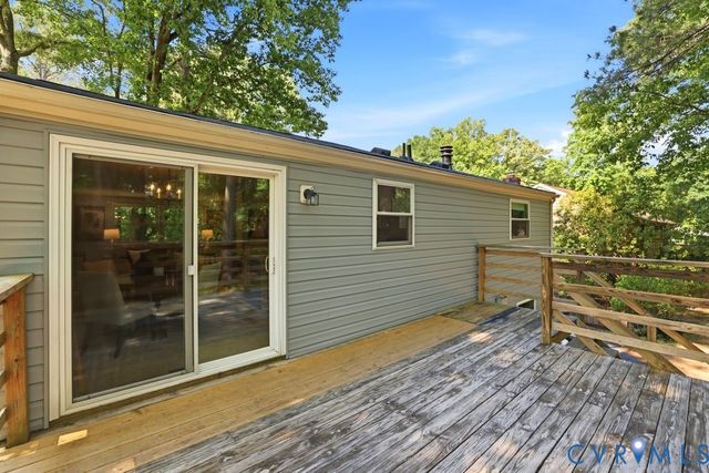 10600 White Rabbit Rd, Midlothian, VA 23235