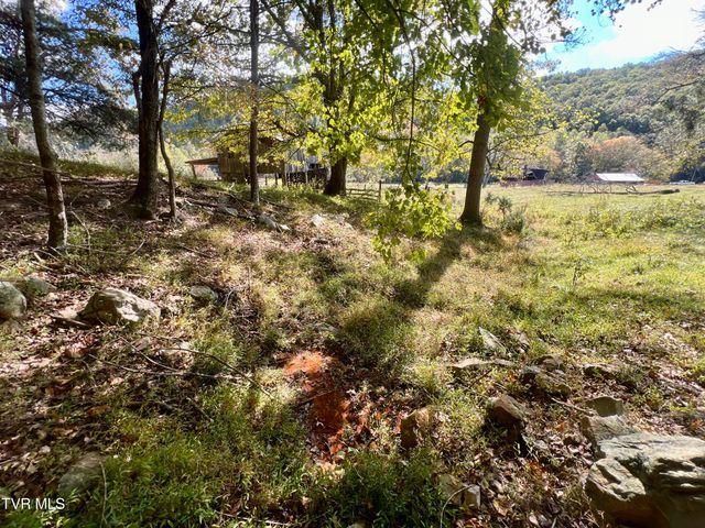 1393 Caney Valley Loop, Surgoinsville, TN 37873