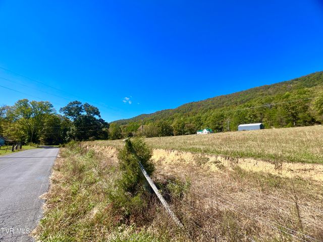 1393 Caney Valley Loop, Surgoinsville, TN 37873