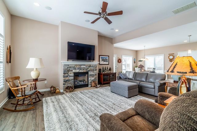 195 Lane 585 Lake James, Fremont, IN 46737