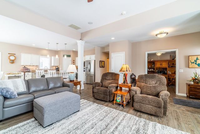 195 Lane 585 Lake James, Fremont, IN 46737