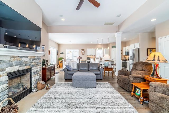 195 Lane 585 Lake James, Fremont, IN 46737