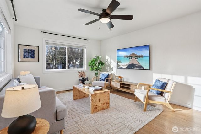 9002 34th Avenue SW, Seattle, WA 98126