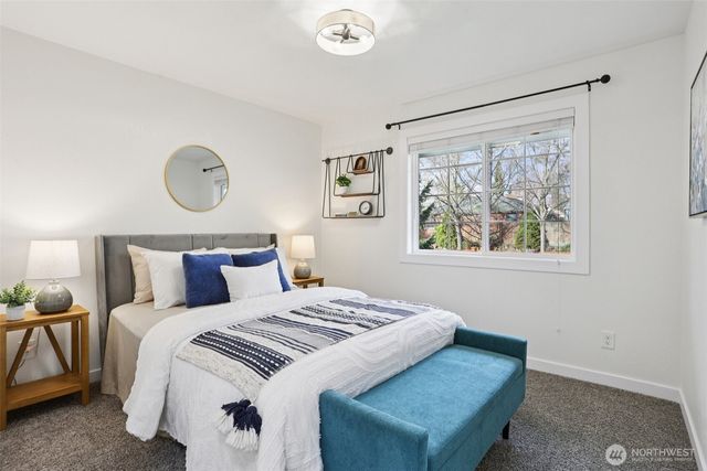 9002 34th Avenue SW, Seattle, WA 98126