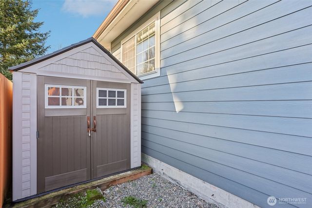 9002 34th Avenue SW, Seattle, WA 98126