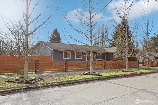 9002 34th Avenue SW, Seattle, WA 98126