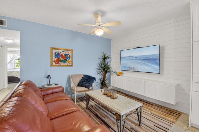 14519 Canalview Drive B, Delray Beach, FL 33484