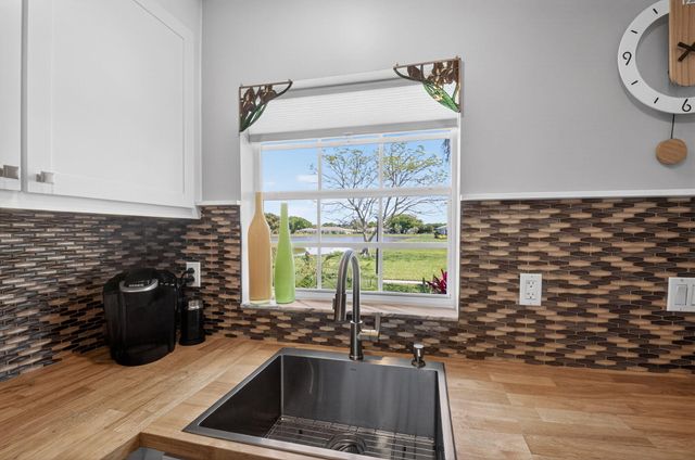 14519 Canalview Drive B, Delray Beach, FL 33484