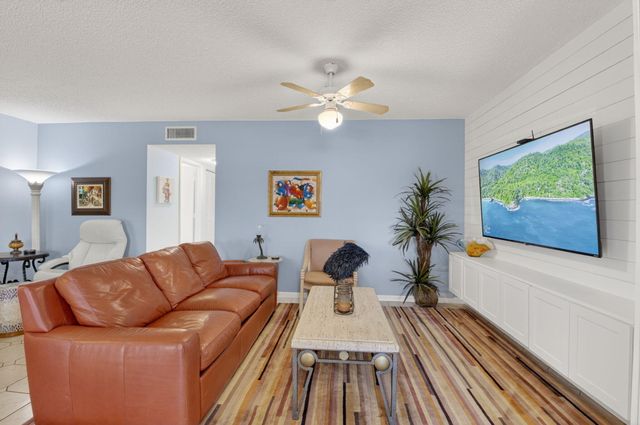 14519 Canalview Drive B, Delray Beach, FL 33484