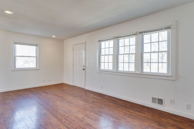 6631 N Kerman St., Park City, KS 67219