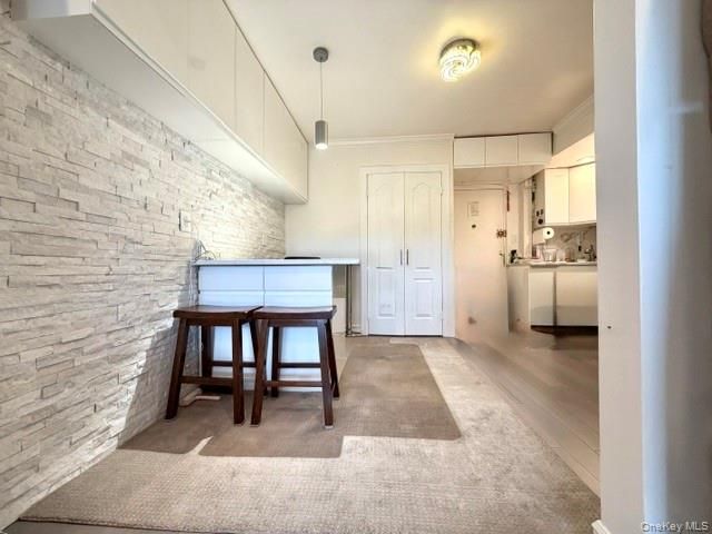 73-23 210th Street 6C, Bayside, NY 11364