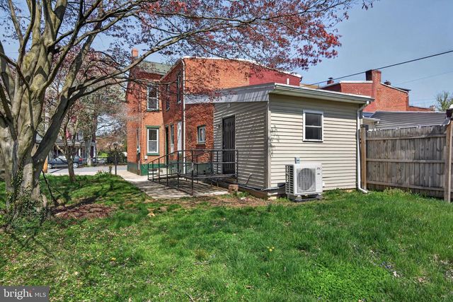 632-634 CHESTNUT ST, Columbia, PA 17512