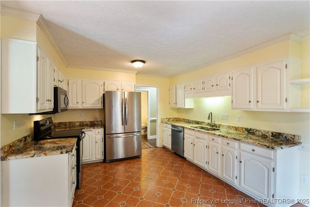 1612 Hennessy Place, Fayetteville, NC 28303