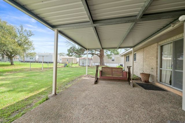 25525 Summer St, Plaquemine, LA 70764