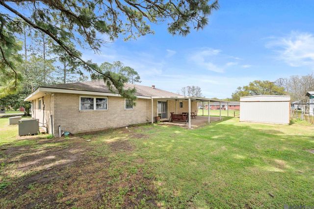 25525 Summer St, Plaquemine, LA 70764