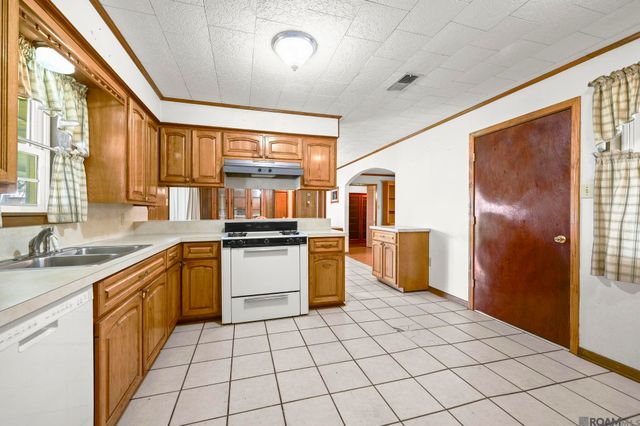 25525 Summer St, Plaquemine, LA 70764