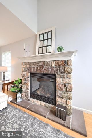 102 BLOOMFIELD DR, Ephrata, PA 17522