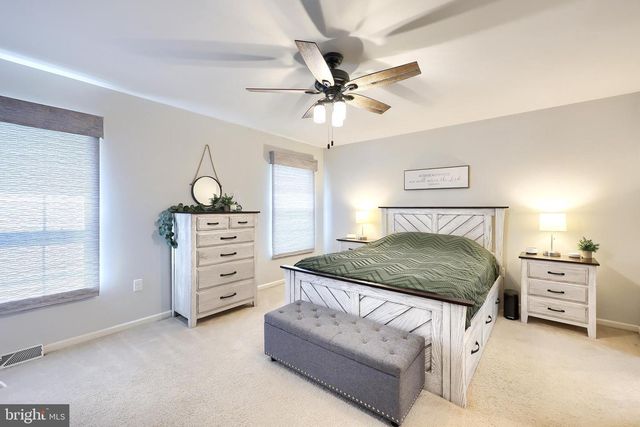 102 BLOOMFIELD DR, Ephrata, PA 17522