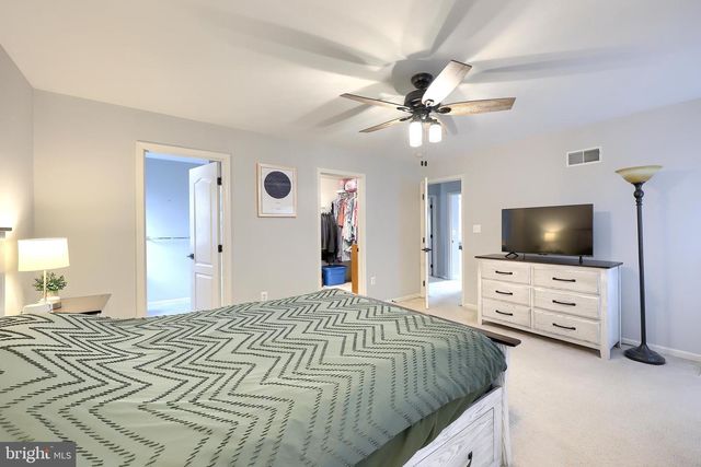 102 BLOOMFIELD DR, Ephrata, PA 17522