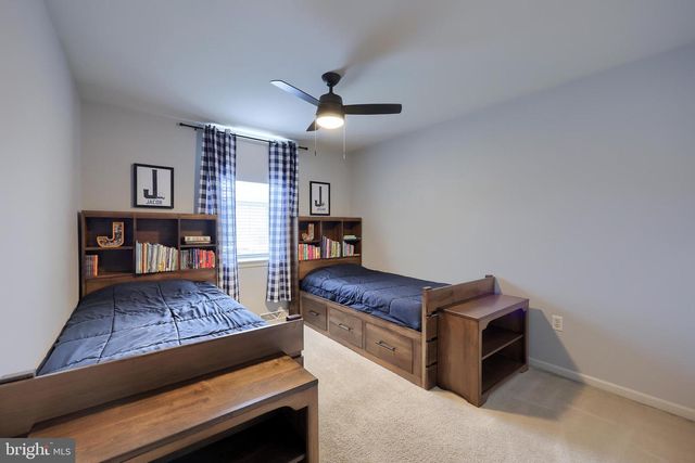 102 BLOOMFIELD DR, Ephrata, PA 17522