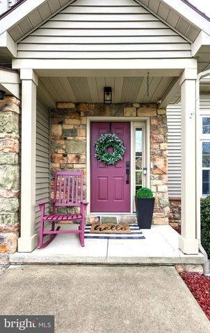 102 BLOOMFIELD DR, Ephrata, PA 17522