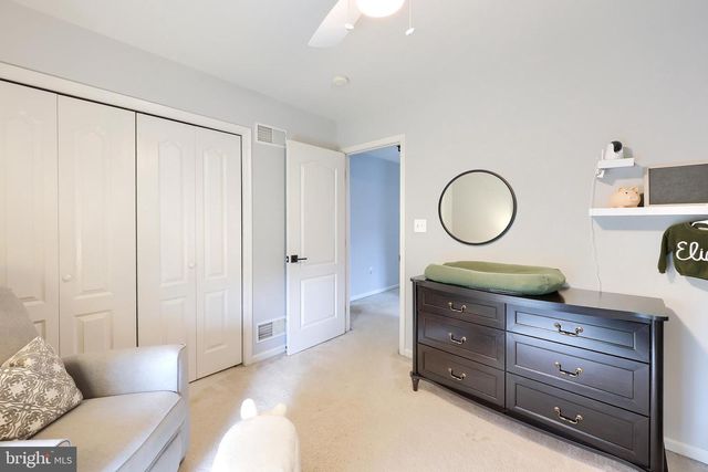102 BLOOMFIELD DR, Ephrata, PA 17522