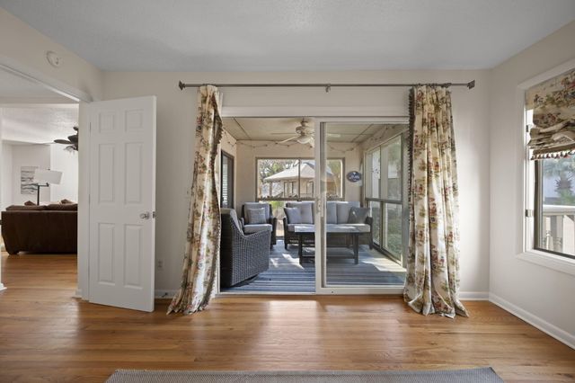 401 Yacht Harbor Court, Isle Of Palms, SC 29451