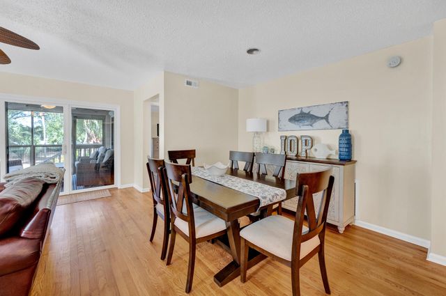 401 Yacht Harbor Court, Isle Of Palms, SC 29451