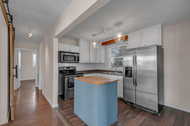 1447 Dolan Rd, Nashville, TN 37218