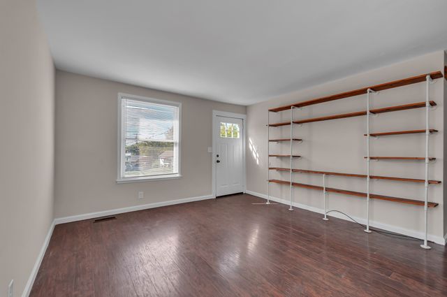 1447 Dolan Rd, Nashville, TN 37218