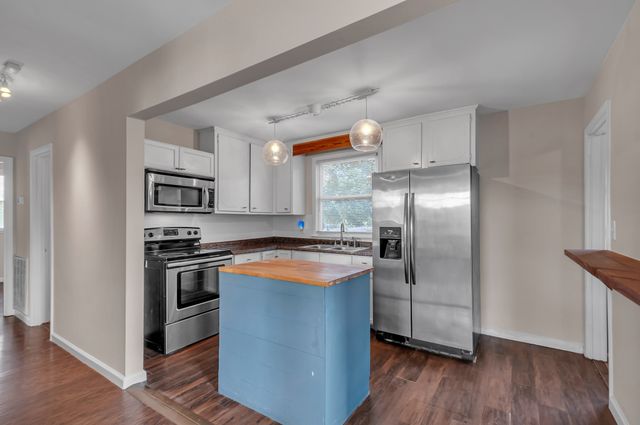 1447 Dolan Rd, Nashville, TN 37218