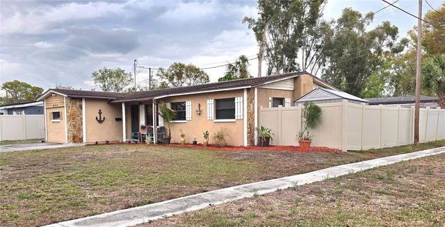 8713 57TH STREET N, Pinellas Park, FL 33782