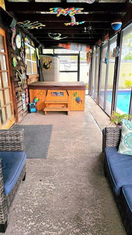 8713 57TH STREET N, Pinellas Park, FL 33782