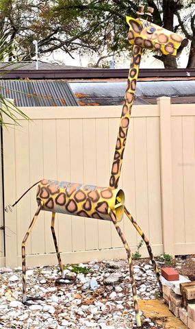 8713 57TH STREET N, Pinellas Park, FL 33782