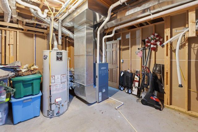 W8067 COUNTY ROAD YY, Wautoma, WI 54982