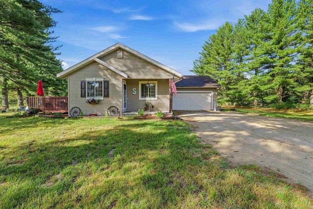 W8067 COUNTY ROAD YY, Wautoma, WI 54982