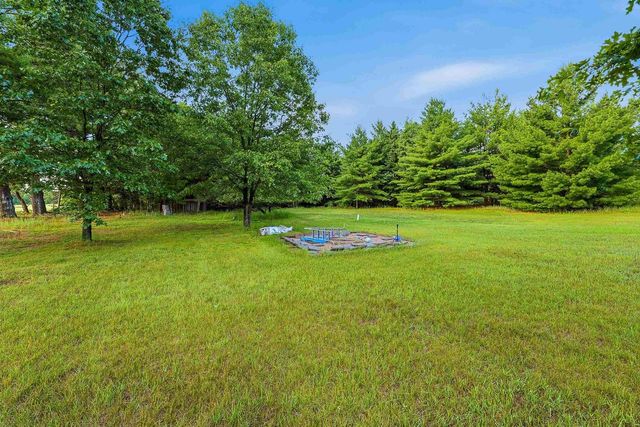 W8067 COUNTY ROAD YY, Wautoma, WI 54982