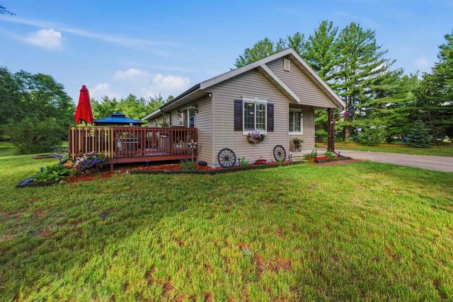 W8067 COUNTY ROAD YY, Wautoma, WI 54982