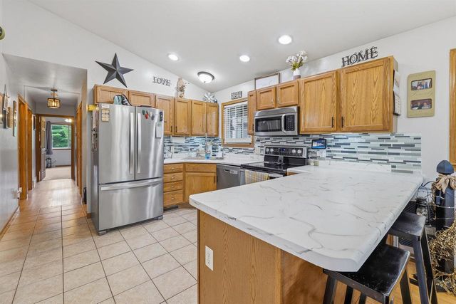W8067 COUNTY ROAD YY, Wautoma, WI 54982