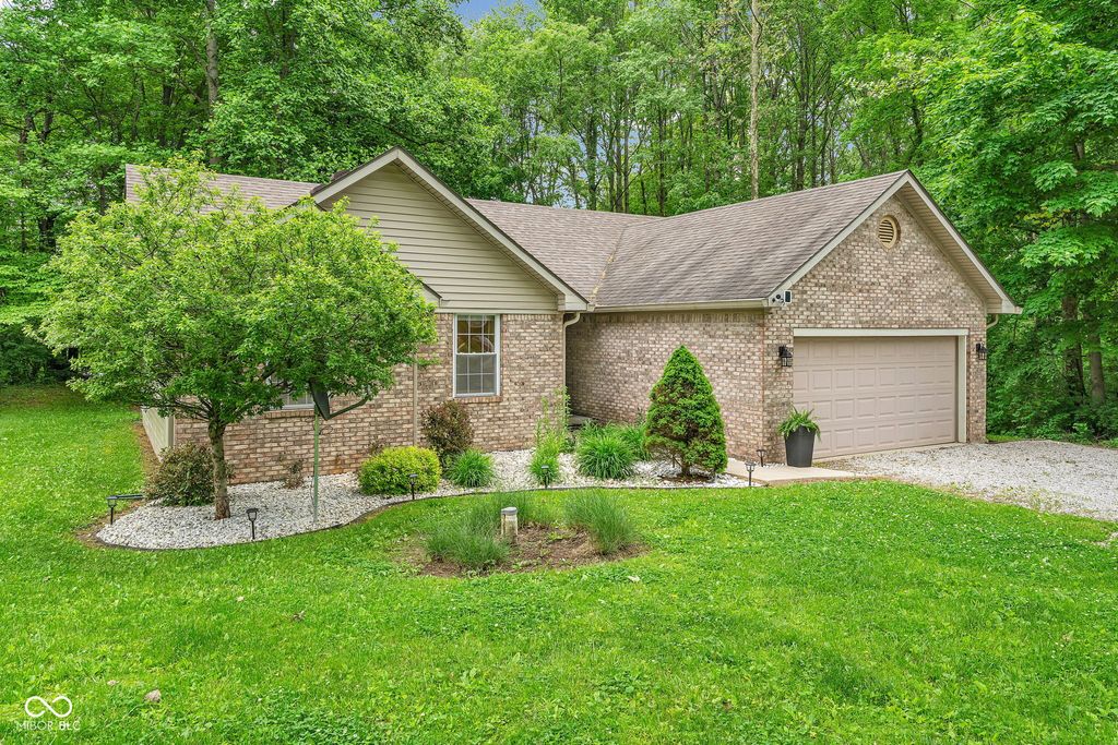 481 Jefferson Valley, Coatesville, IN 46121