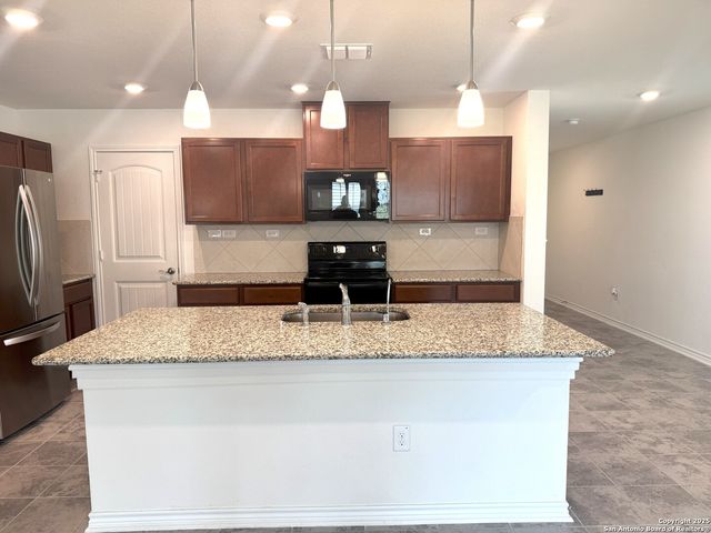 2006 Prometheus Cv, San Antonio, TX 78245