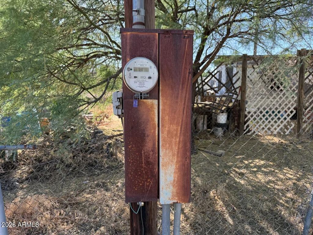 Image 25 of property listing at 512 E MAHONEY Avenue, Buckeye, AZ 85326