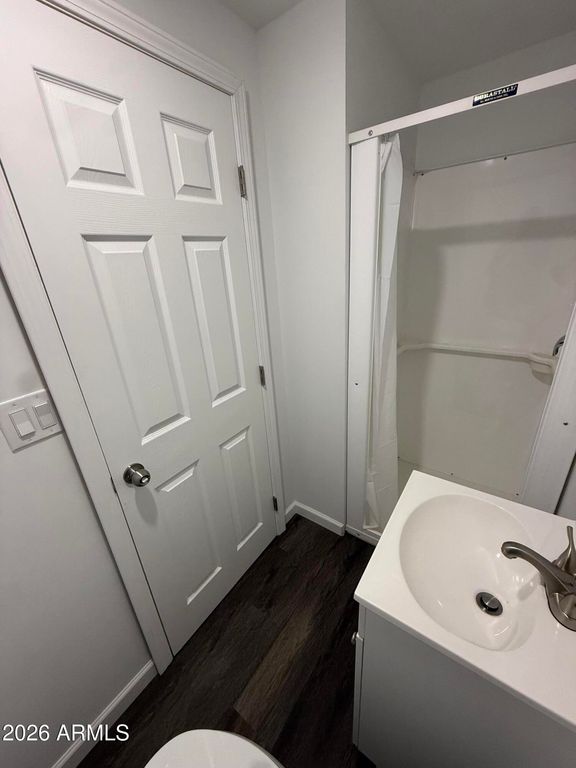 Image 5 of property listing at 512 E MAHONEY Avenue, Buckeye, AZ 85326