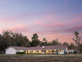 14980 Via De La Valle, Del Mar, CA 92014