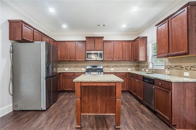 170 Ryans Point, Dallas, GA 30132