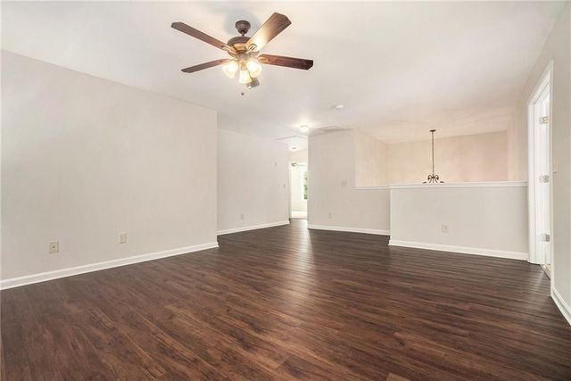 170 Ryans Point, Dallas, GA 30132