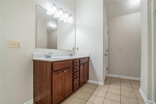 170 Ryans Point, Dallas, GA 30132